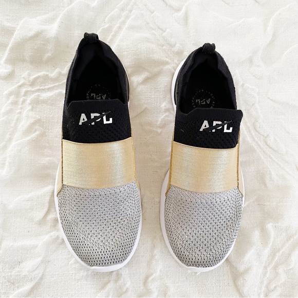 APL TechLoom Bliss Sneakers
Size 7.5 New $220 - Picture 3 of 5